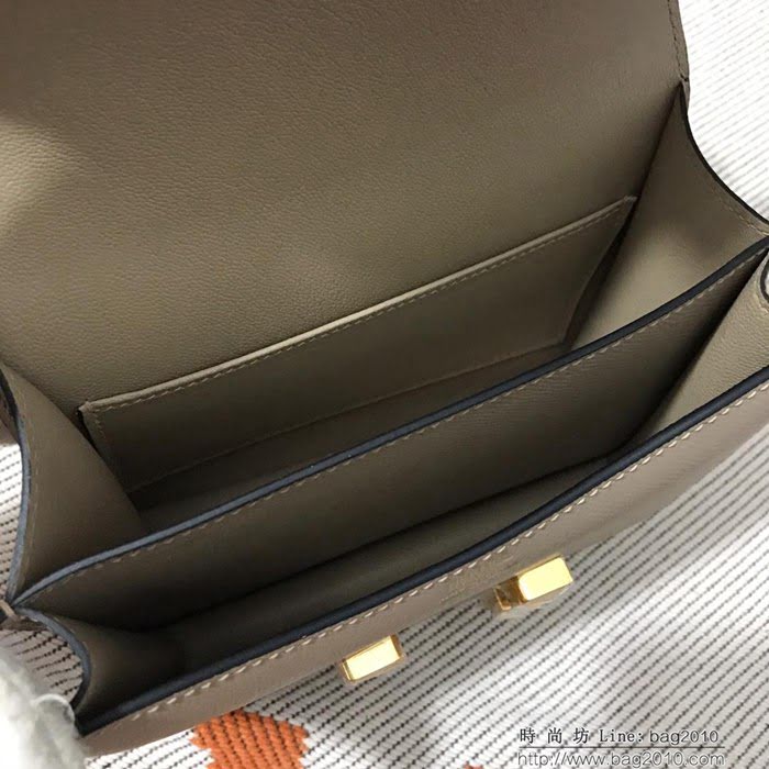 HERMES愛馬仕 H空姐包 進口原廠EP皮 頂級蜜蠟製作 街拍必備單品 風衣灰金銀 單肩斜挎包  Ama1544